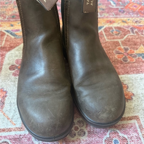 Women’s Blundstone Chelsea Boots - Picture 6 of 10